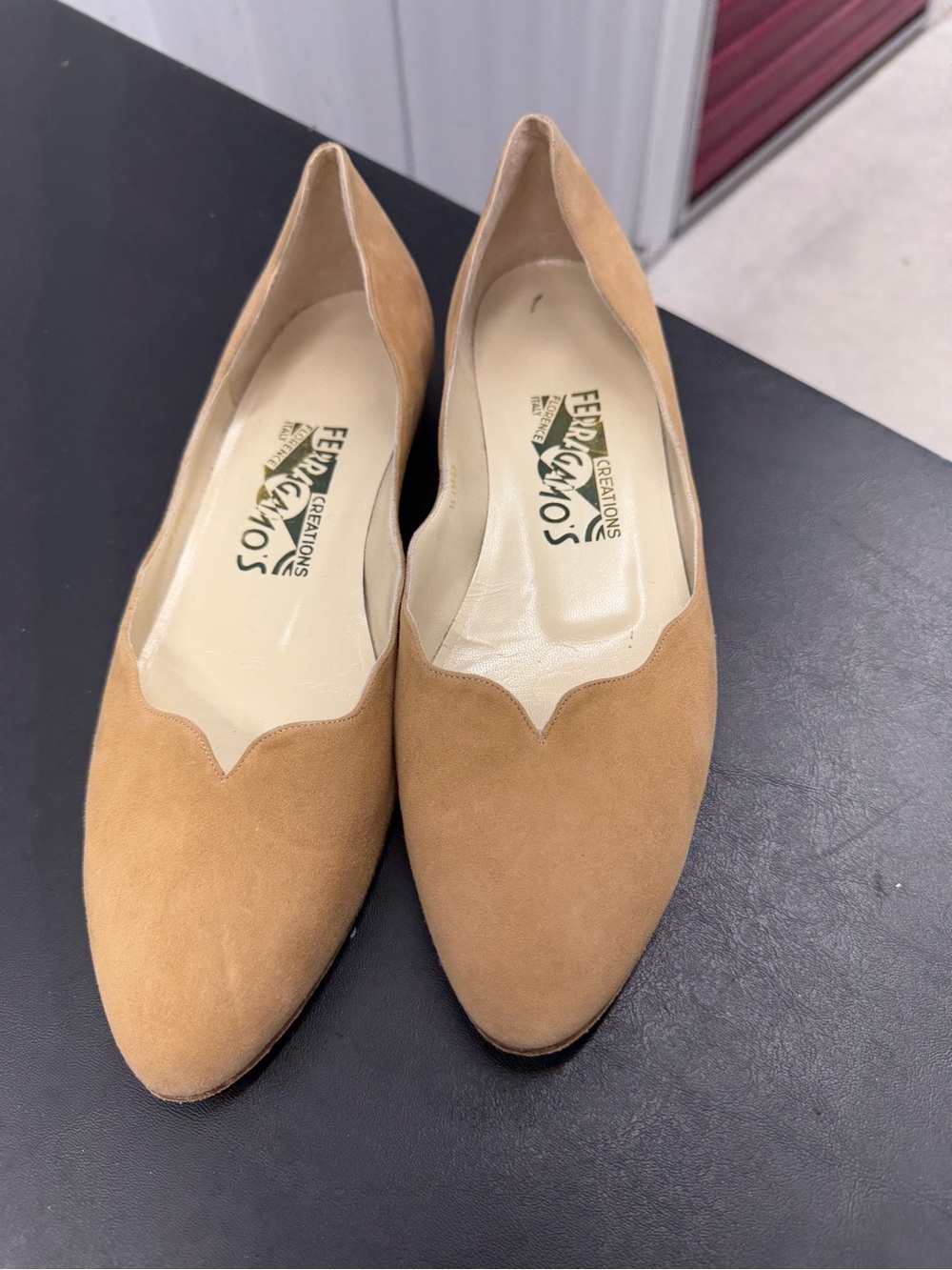 Salvatore Ferragamo Vintage Suede Tan Flats Size 38.5 Limited Edition 80/1000